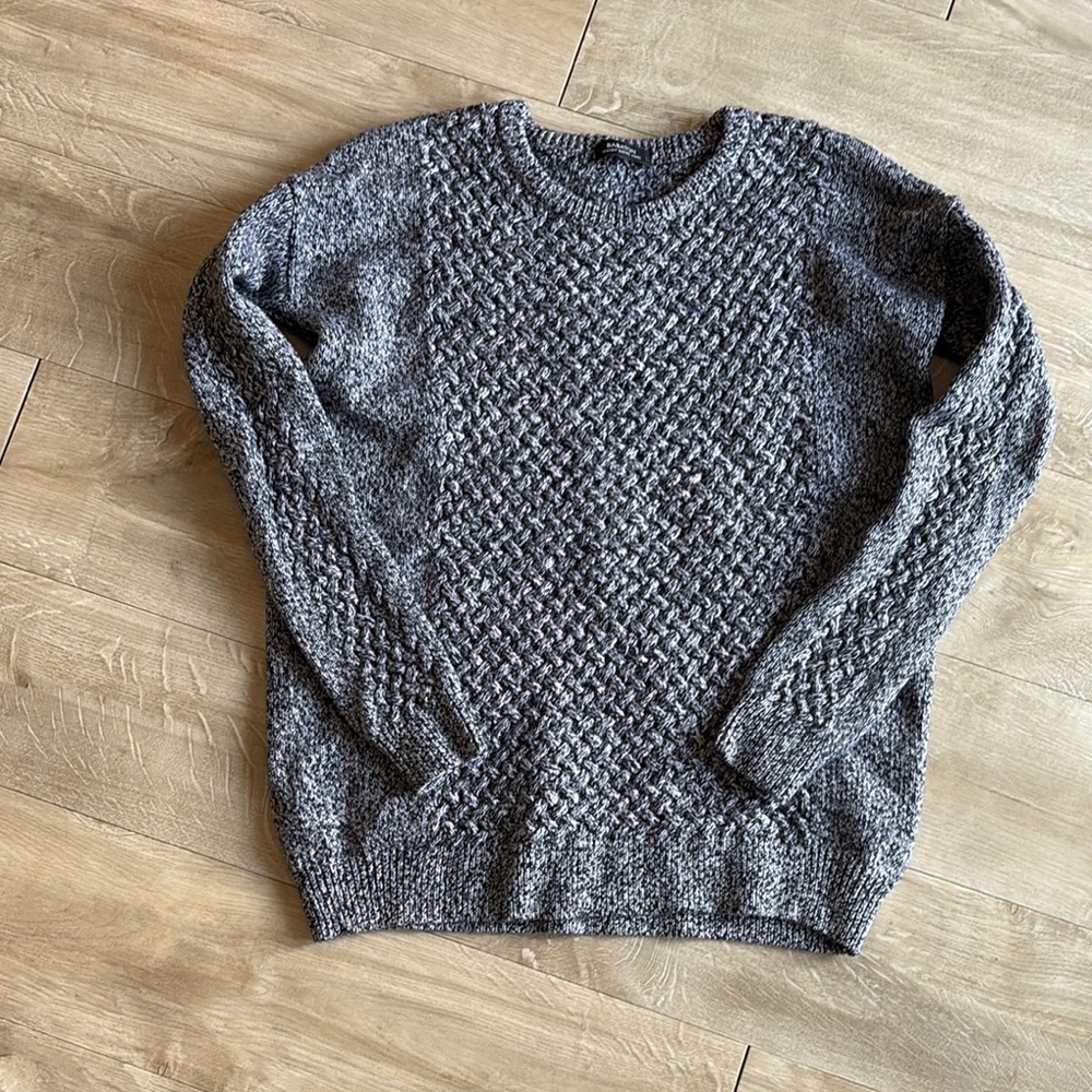 Babaton Italian Merino Wool Sweater Size XS PTP 19”